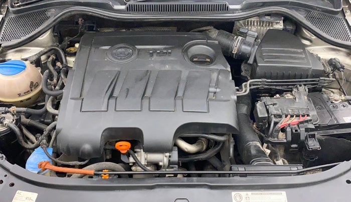 2012 Skoda Rapid AMBITION 1.6 TDI CR MT, Diesel, Manual, 1,02,250 km, Open Bonet