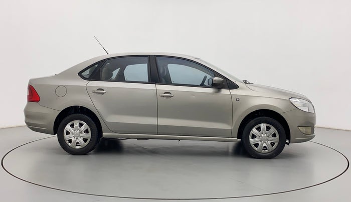2012 Skoda Rapid AMBITION 1.6 TDI CR MT, Diesel, Manual, 1,02,250 km, Right Side View