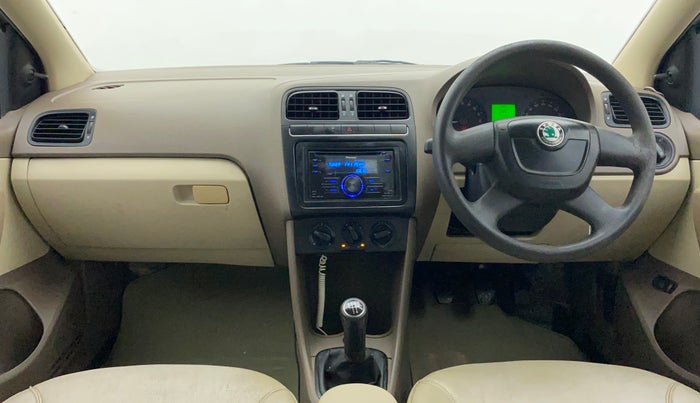 2012 Skoda Rapid AMBITION 1.6 TDI CR MT, Diesel, Manual, 1,02,250 km, Dashboard