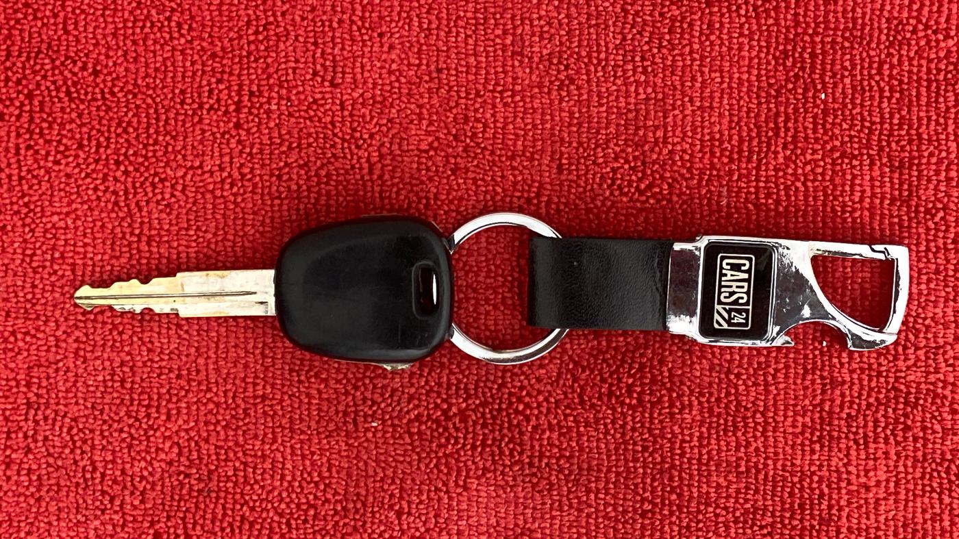 2017 Maruti Alto K10 VXI, Petrol, Manual, 47,960 km, Key Close Up