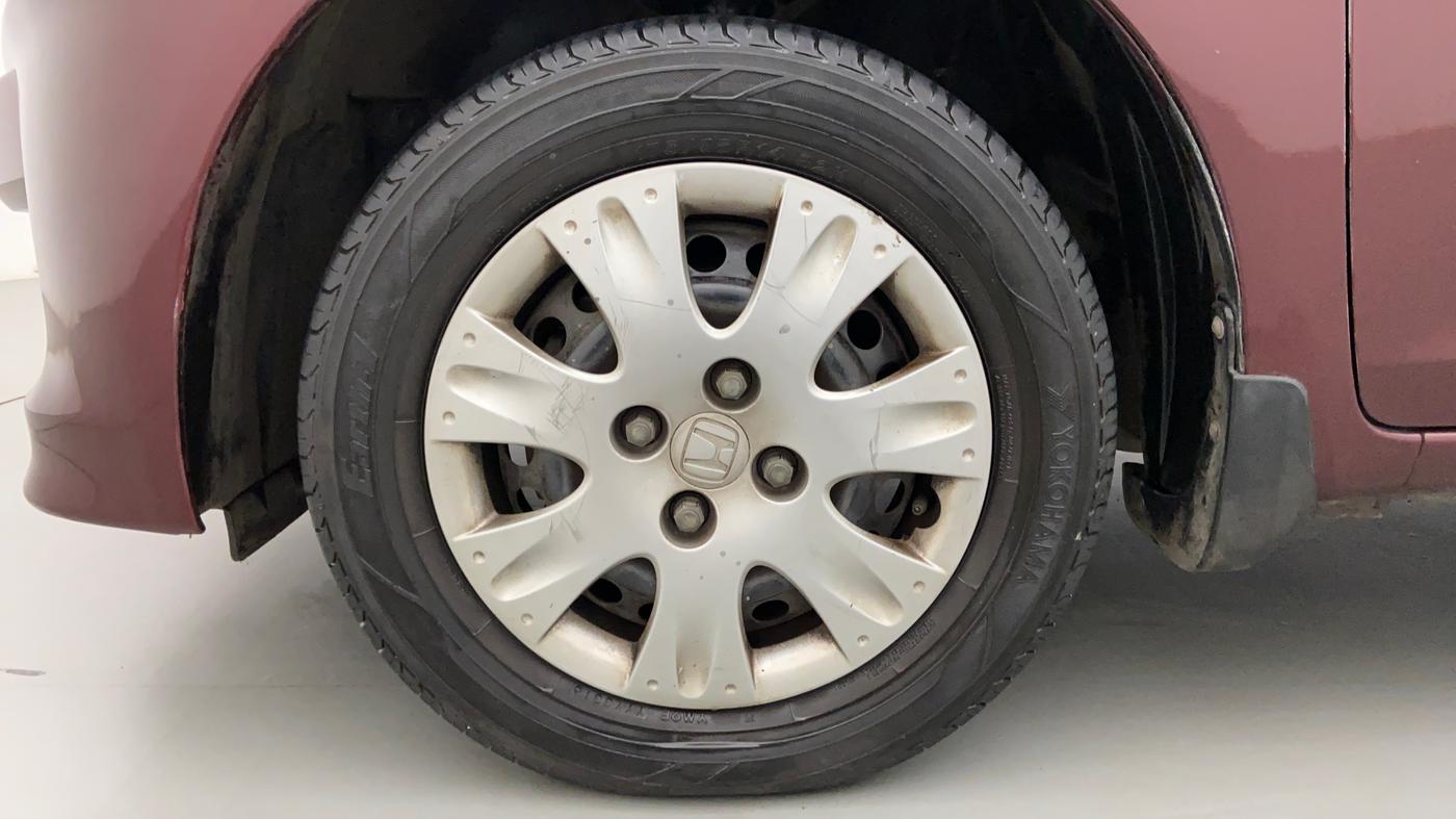 2014 Honda Amaze 1.2 SMT I VTEC, Petrol, Manual, 68,882 km, Left Front Wheel