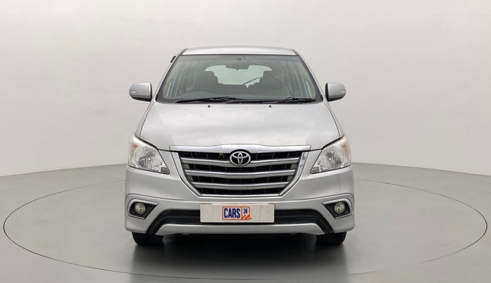 2014 Toyota Innova 2.5 VX 8 STR BS IV, Diesel, Manual, 1,88,079 km, Front
