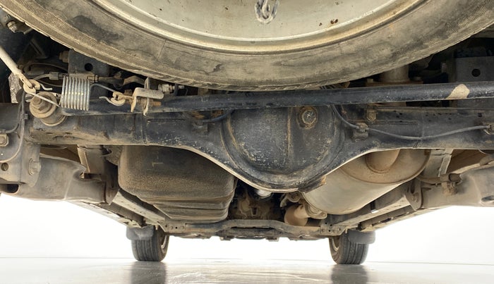 2014 Toyota Innova 2.5 VX 8 STR BS IV, Diesel, Manual, 1,88,079 km, Rear Underbody