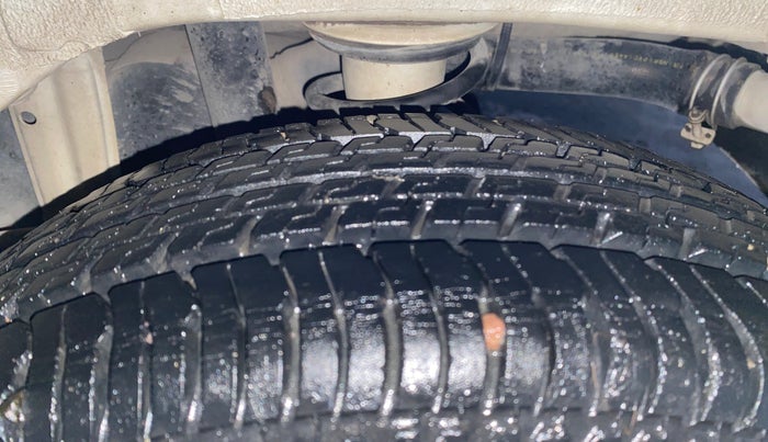 2014 Maruti Alto K10 VXI, Petrol, Manual, 46,518 km, Left Rear Tyre Tread