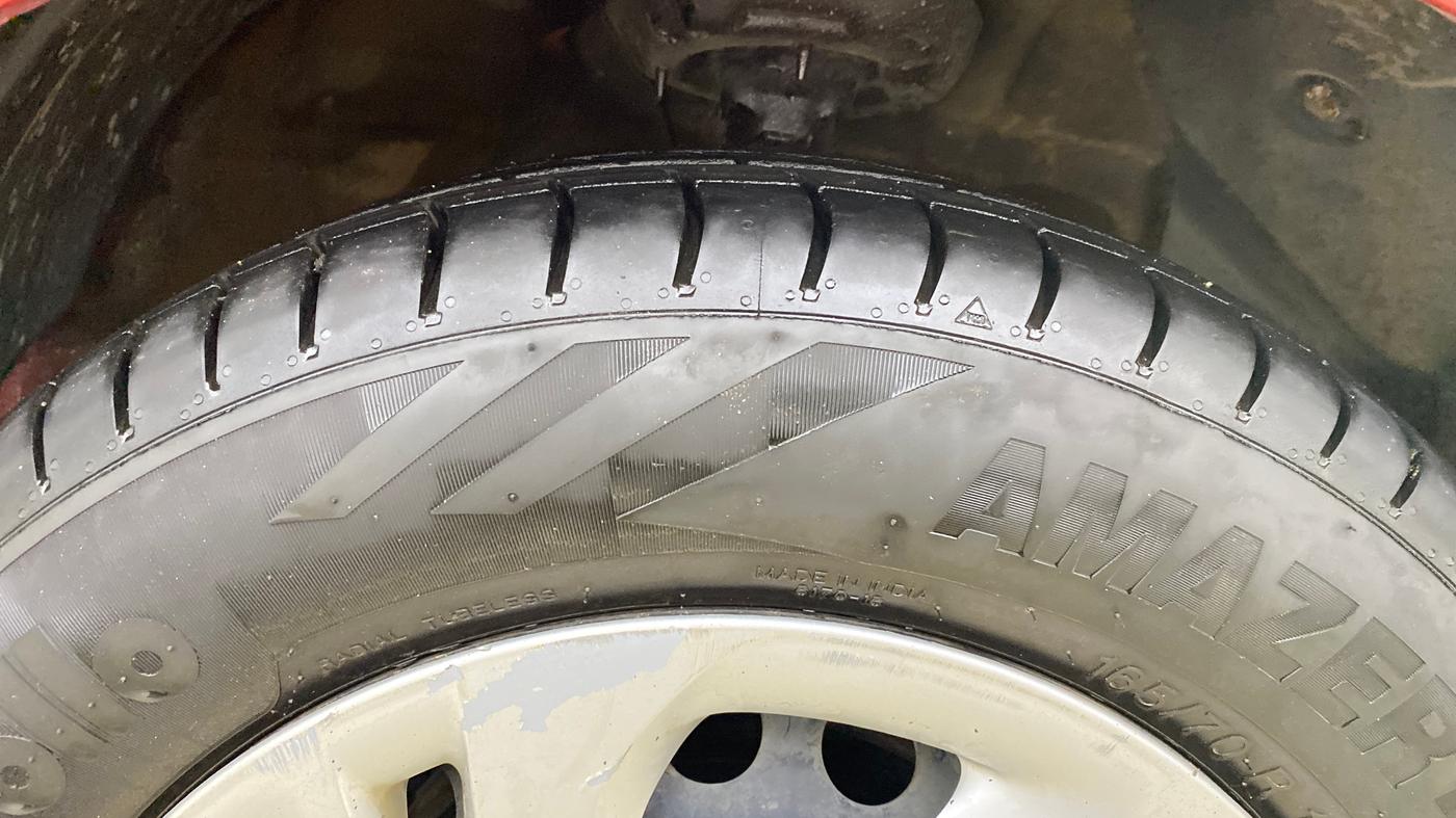 2020 Hyundai AURA S 1.2, Petrol, Manual, 25,525 km, Right Front Tyre Tread