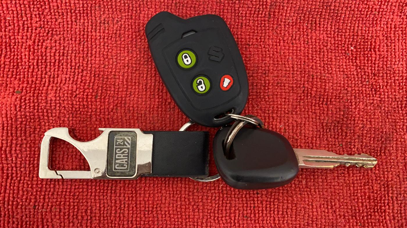2018 Maruti Celerio VXI CNG D, CNG, Manual, 26,131 km, Key Close Up