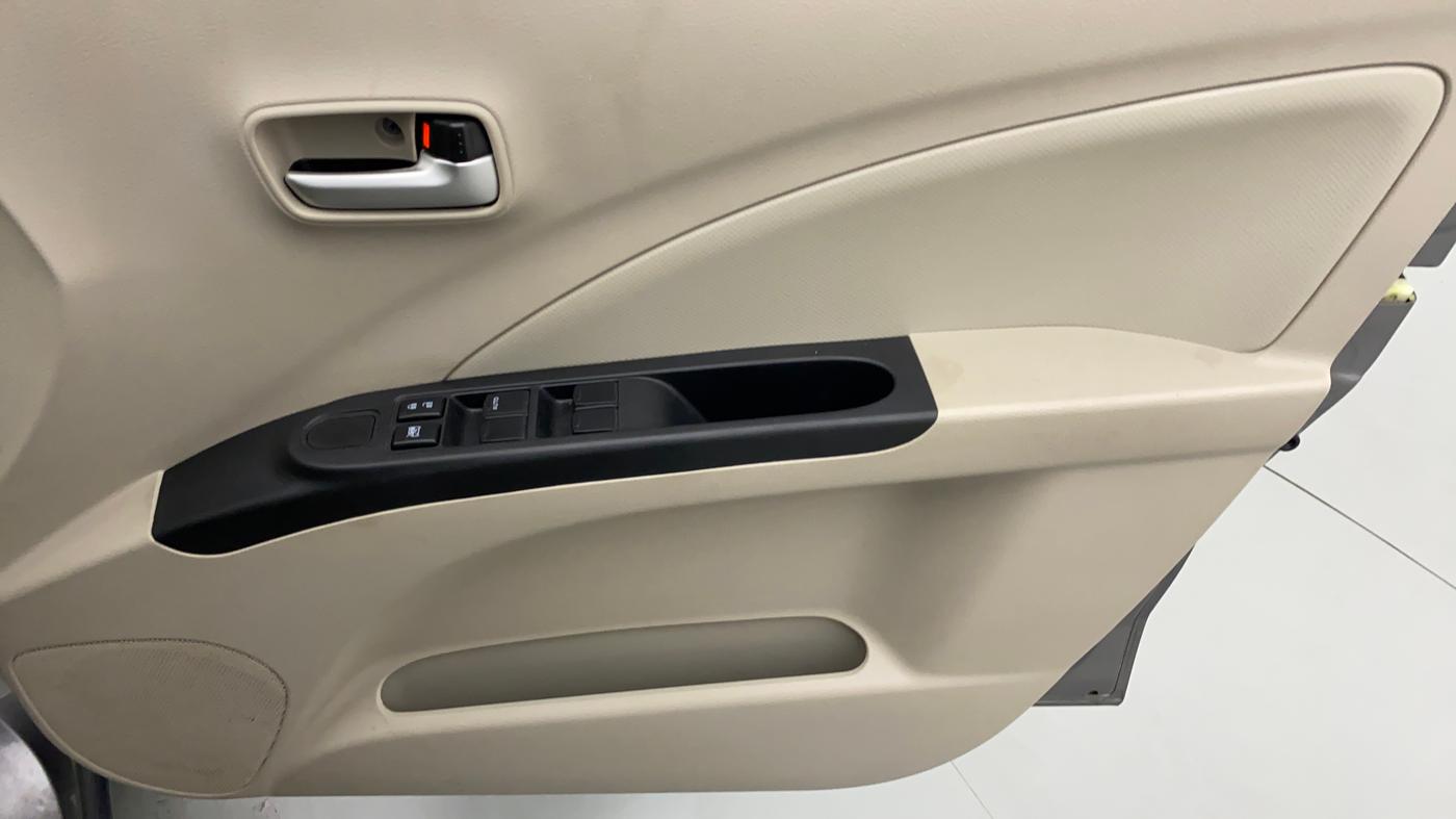 2018 Maruti Celerio VXI CNG D, CNG, Manual, 26,131 km, Driver Side Door Panels Control