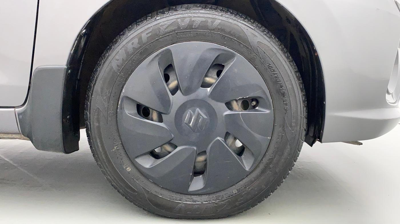 2018 Maruti Celerio VXI CNG D, CNG, Manual, 26,131 km, Right Front Wheel