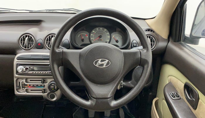 2011 Hyundai Santro Xing GL PLUS, Petrol, Manual, 49,805 km, Steering Wheel Close Up