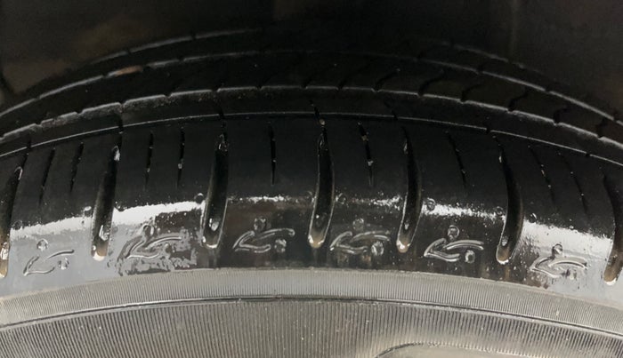 2023 Hyundai AURA SX 1.2 CNG, CNG, Manual, 12,690 km, Right Rear Tyre Tread