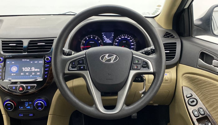 2016 Hyundai Verna FLUIDIC 1.6 SX VTVT, Petrol, Manual, 33,419 km, Steering Wheel Close Up