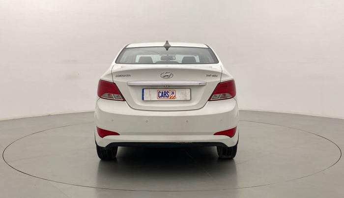 2016 Hyundai Verna FLUIDIC 1.6 SX VTVT, Petrol, Manual, 33,419 km, Back/Rear