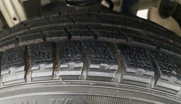 2012 Maruti Alto K10 VXI, Petrol, Manual, 59,654 km, Right Rear Tyre Tread