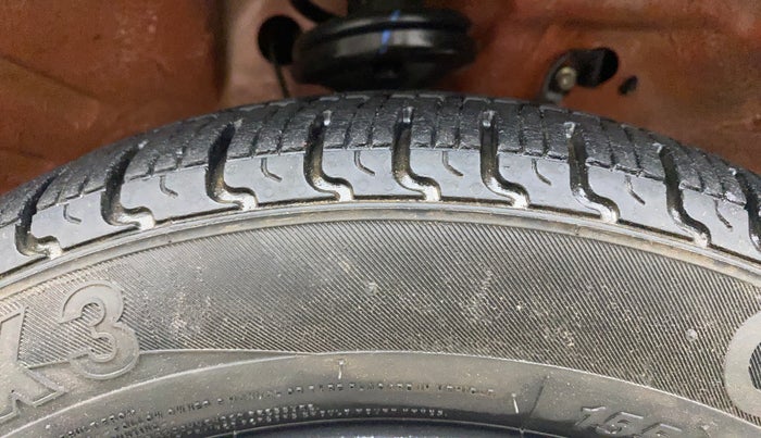 2017 Maruti Wagon R 1.0 VXI (O) AMT, Petrol, Automatic, 20,927 km, Right Front Tyre Tread