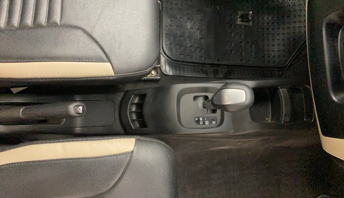 2017 Maruti Wagon R 1.0 VXI (O) AMT, Petrol, Automatic, 20,927 km, Gear Lever