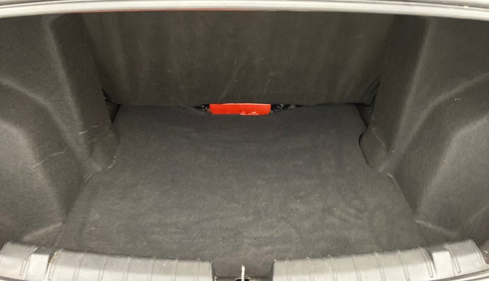 2017 Tata TIGOR XZ 1.2 REVOTRON OPT, Petrol, Manual, 36,677 km, Boot Inside