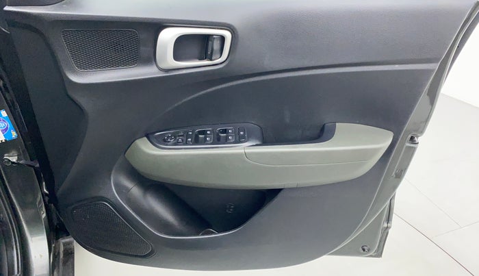 2019 Hyundai VENUE 1.0 TURBO GDI SX+ AT, Petrol, Automatic, 43,438 km, Driver Side Door Panels Control