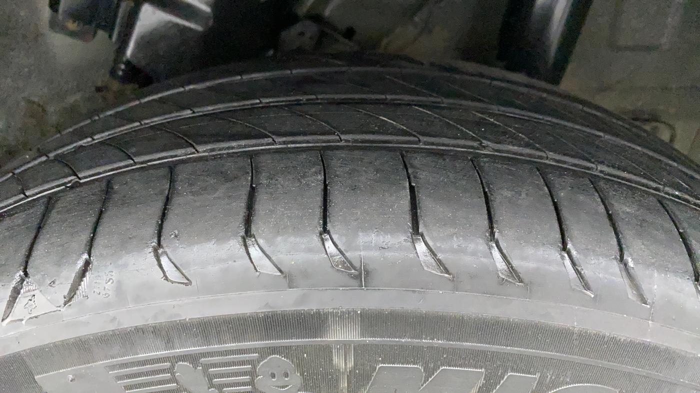 2019 Hyundai VENUE 1.0 TURBO GDI SX+ AT, Petrol, Automatic, 43,438 km, Left Rear Tyre Tread