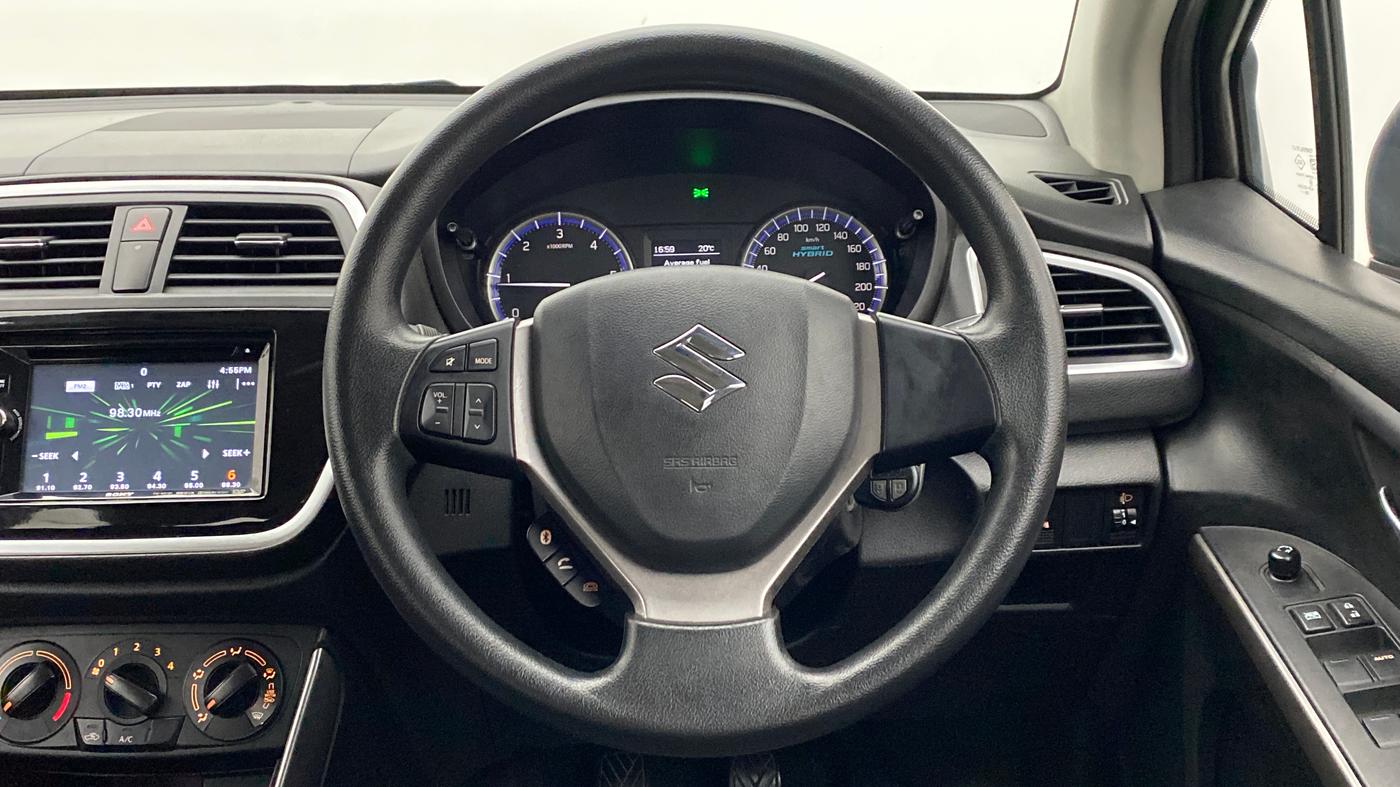 2017 Maruti S Cross DELTA SHVS, Diesel, Manual, 25,325 km, Steering Wheel Close Up