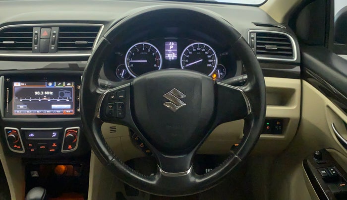 2016 Maruti Ciaz ZXI+ AT, Petrol, Automatic, 90,756 km, Steering Wheel Close Up