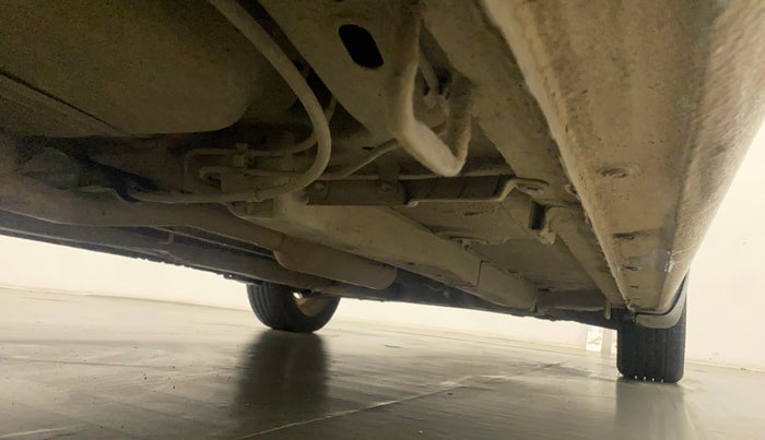 2016 Maruti Ciaz ZXI+ AT, Petrol, Automatic, 90,756 km, Right Side Underbody