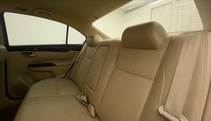 2016 Maruti Ciaz ZXI+ AT, Petrol, Automatic, 90,756 km, Right Side Rear Door Cabin