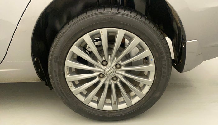 2016 Maruti Ciaz ZXI+ AT, Petrol, Automatic, 90,756 km, Left Rear Wheel