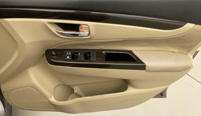 2016 Maruti Ciaz ZXI+ AT, Petrol, Automatic, 90,756 km, Driver Side Door Panels Control
