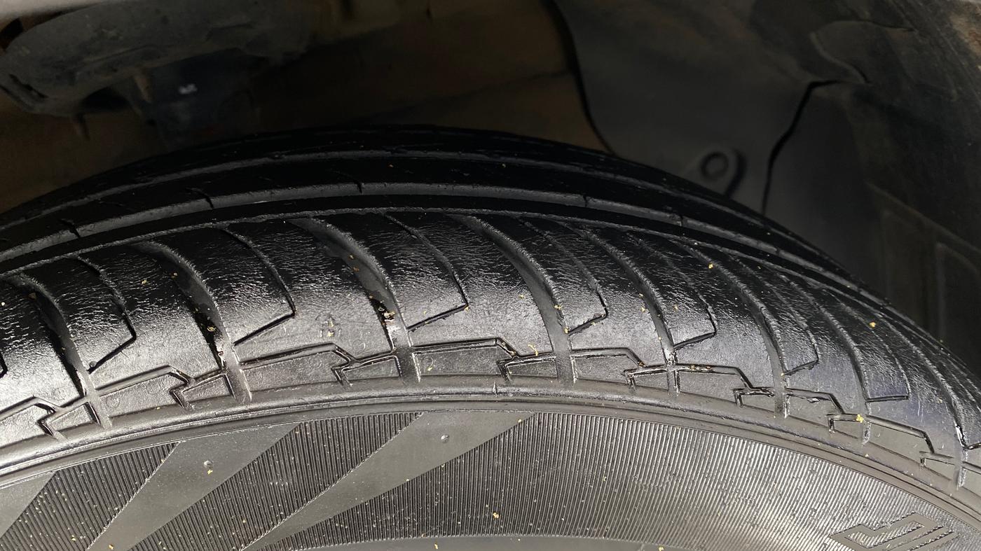 2024 Hyundai EXTER SX 1.2 MT Hy-CNG Duo , CNG, Manual, 38,701 km, Right Front Tyre Tread