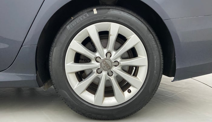 2014 Audi A6 35 TDI S LINE, Diesel, Automatic, 32,586 km, Left Rear Wheel