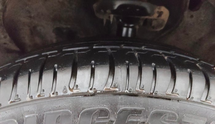 2021 KIA SELTOS HTK PLUS AT 1.5 DIESEL, Diesel, Automatic, 51,328 km, Left Front Tyre Tread