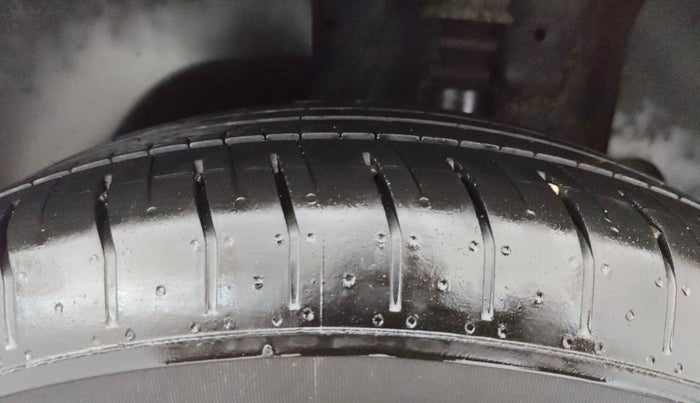 2021 KIA SELTOS HTK PLUS AT 1.5 DIESEL, Diesel, Automatic, 51,328 km, Left Rear Tyre Tread