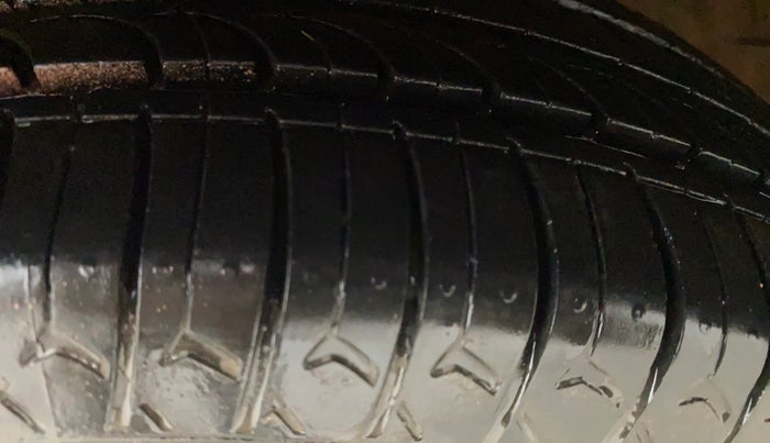 2019 Hyundai Grand i10 SPORTZ 1.2 KAPPA VTVT, Petrol, Manual, 34,987 km, Left Front Tyre Tread