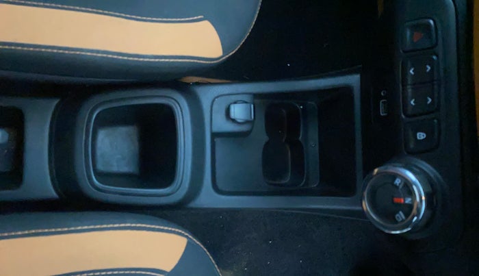 2019 Renault Kwid CLIMBER 1.0 AMT, Petrol, Automatic, 13,266 km, Gear Lever