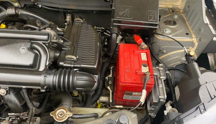 2019 Renault Kwid CLIMBER 1.0 AMT, Petrol, Automatic, 13,266 km, Engine View - Left
