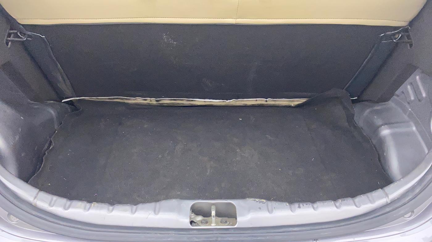 2012 Hyundai Eon ERA PLUS, Petrol, Manual, 54,730 km, Boot Inside