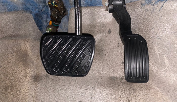 2013 Nissan Micra XV CVT, Petrol, Automatic, 28,891 km, Pedals