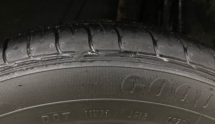 2013 Nissan Micra XV CVT, Petrol, Automatic, 28,891 km, Left Rear Tyre Tread