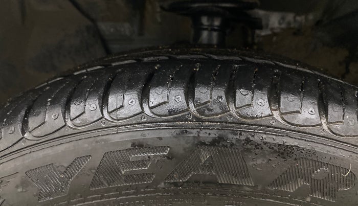 2013 Nissan Micra XV CVT, Petrol, Automatic, 28,891 km, Left Front Tyre Tread