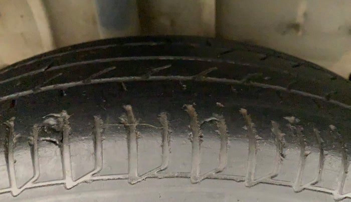 2018 Tata Tiago XM PETROL, Petrol, Manual, 39,925 km, Right Rear Tyre Tread