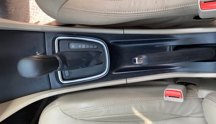 2024 Maruti Ciaz ALPHA  AT 1.5 SHVS PETROL, Petrol, Automatic, 13,508 km, Gear Lever
