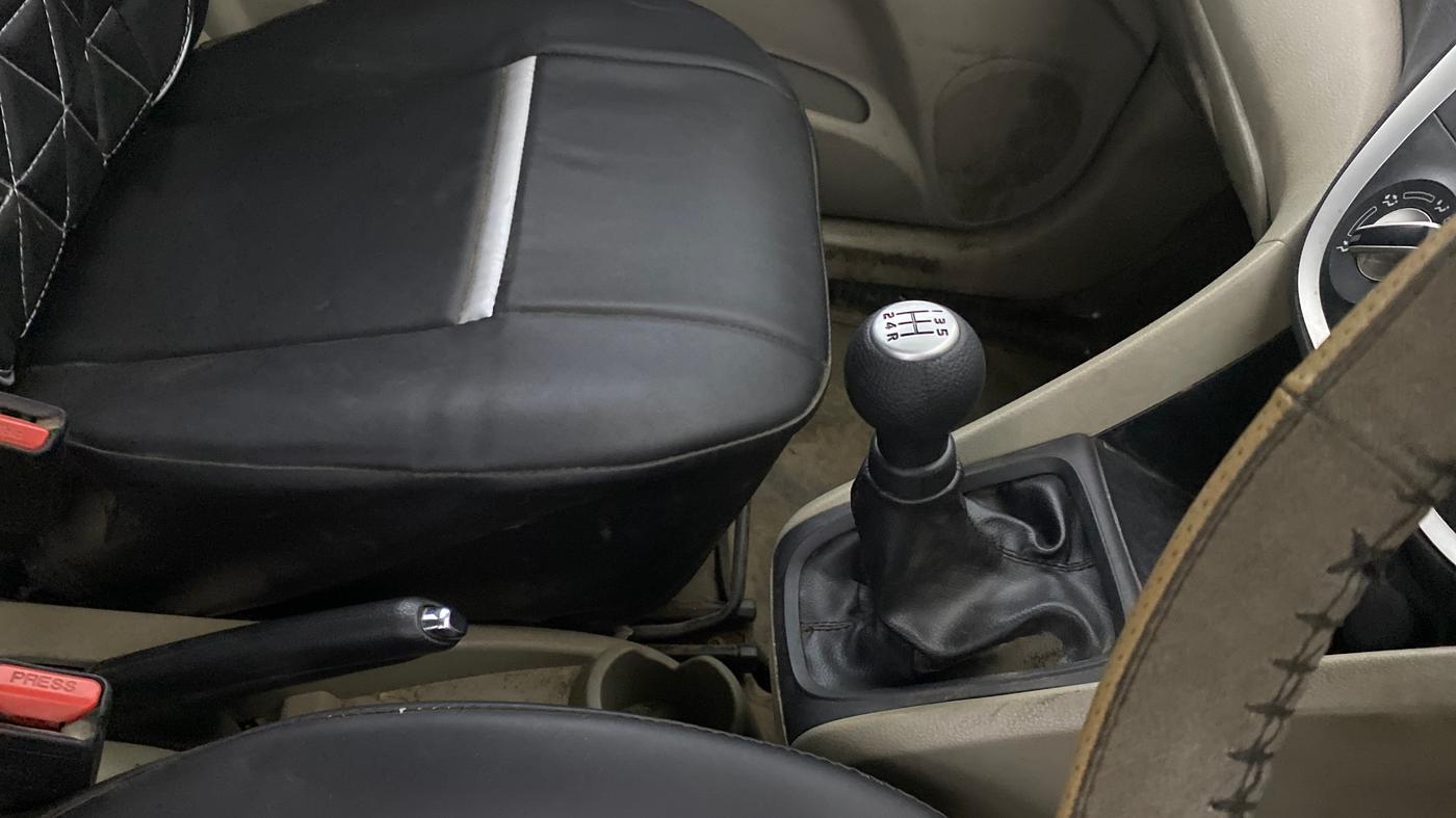 2017 Maruti Celerio VXI CNG, CNG, Manual, 69,390 km, Gear Lever