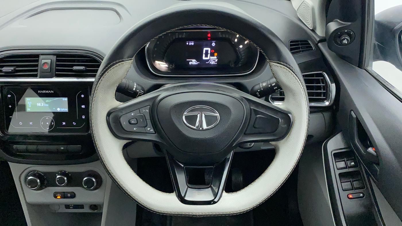 2022 Tata Tiago XT CNG, CNG, Manual, 10,436 km, Steering Wheel Close Up