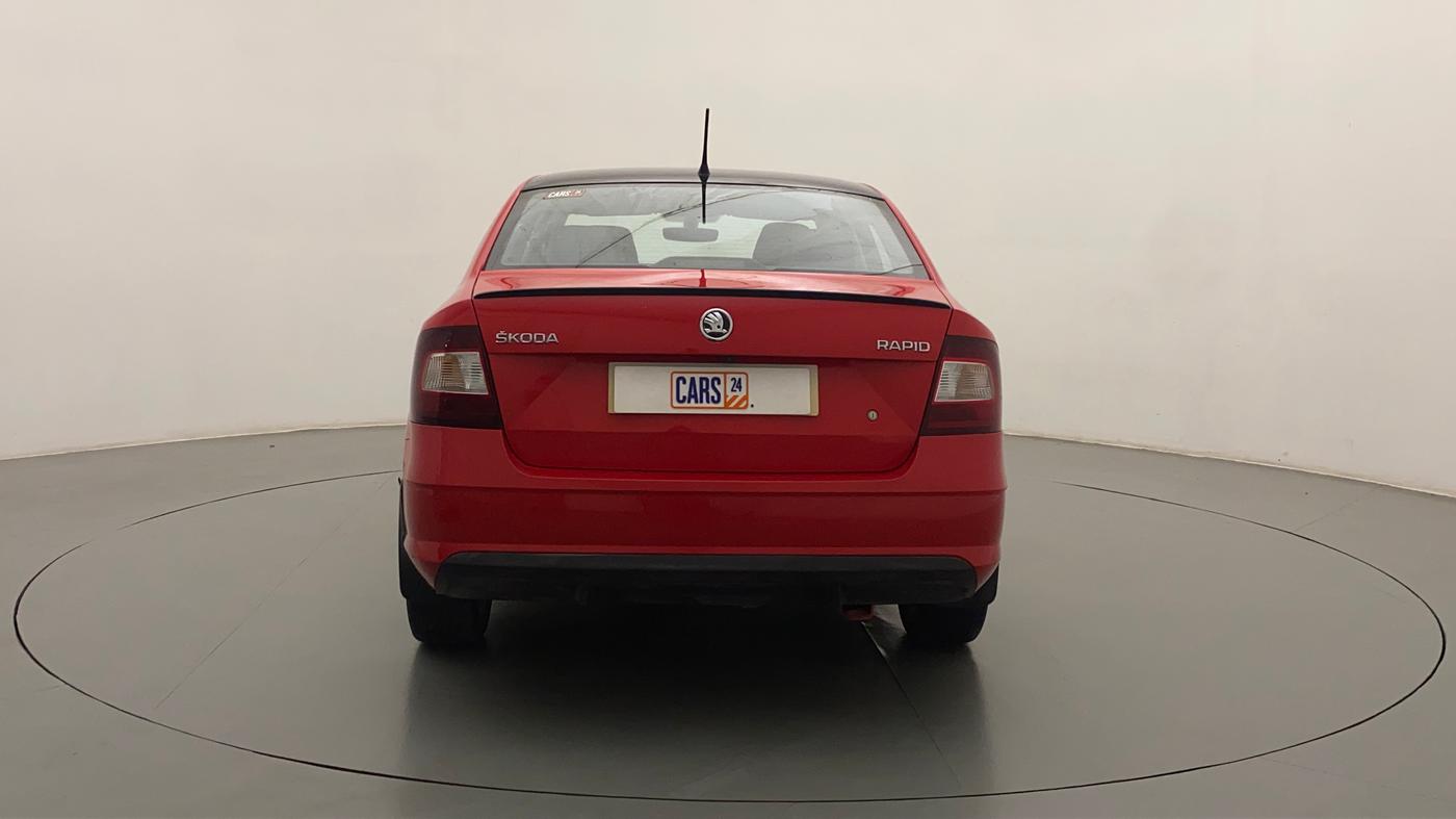 2018 Skoda Rapid STYLE 1.6 MPI AT, Petrol, Automatic, 49,088 km, Back/Rear