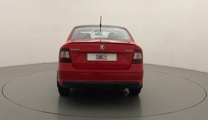 2018 Skoda Rapid STYLE 1.6 MPI AT, Petrol, Automatic, 49,088 km, Back/Rear