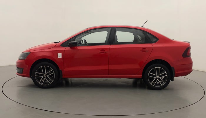 2018 Skoda Rapid STYLE 1.6 MPI AT, Petrol, Automatic, 49,088 km, Left Side
