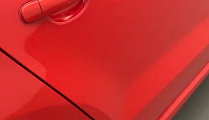 2018 Skoda Rapid STYLE 1.6 MPI AT, Petrol, Automatic, 49,088 km, Right rear door - Minor scratches