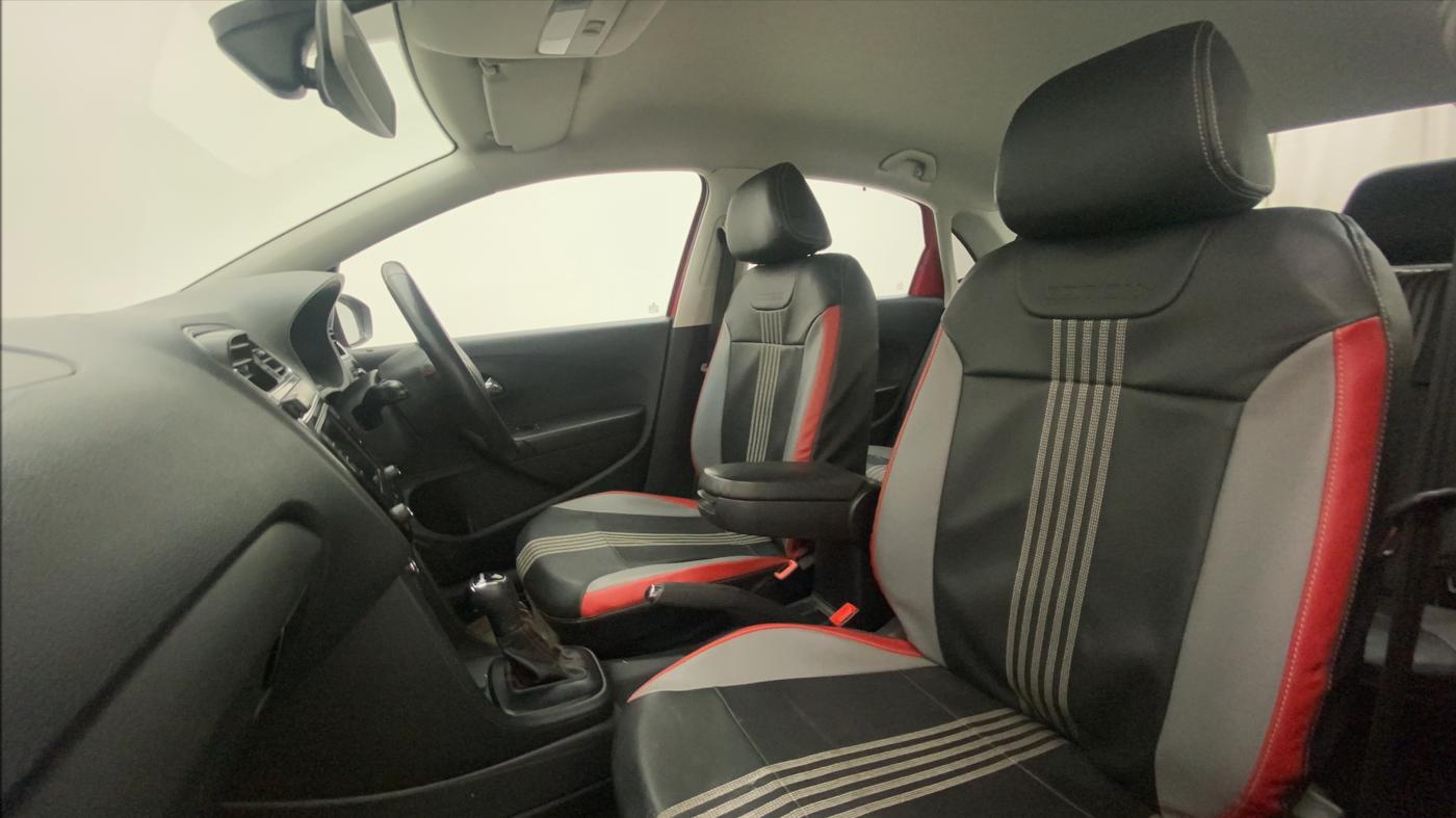 2018 Skoda Rapid STYLE 1.6 MPI AT, Petrol, Automatic, 49,088 km, Right Side Front Door Cabin