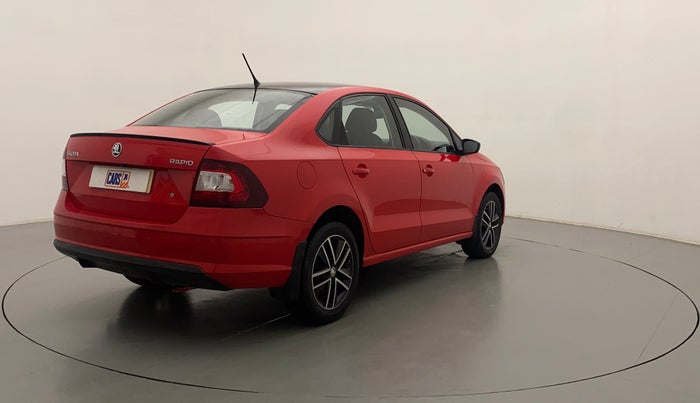 2018 Skoda Rapid STYLE 1.6 MPI AT, Petrol, Automatic, 49,088 km, Right Back Diagonal