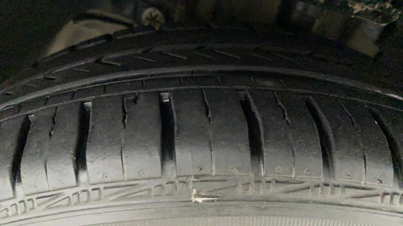 2018 Tata TIGOR XZA PETROL, Petrol, Automatic, 69,393 km, Left Front Tyre Tread